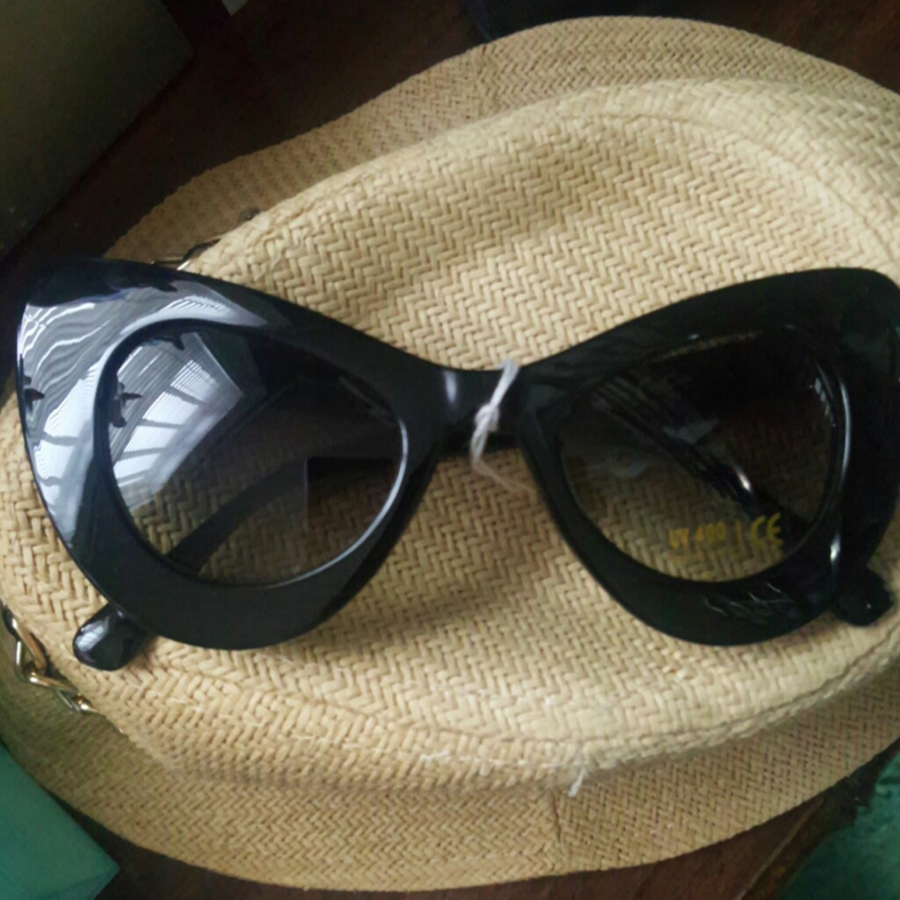Cateye Shades